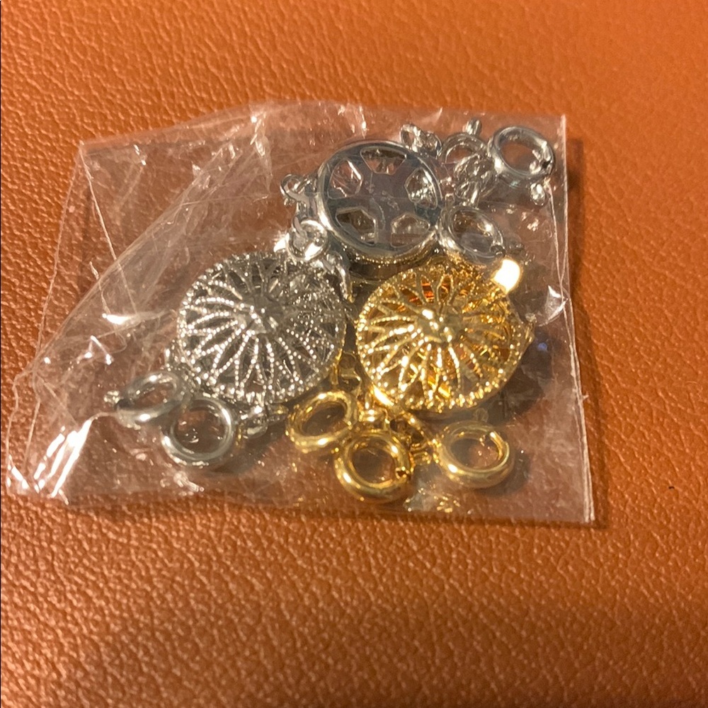 New Comnico Necklace Layering Set Mixed Gold and Silver